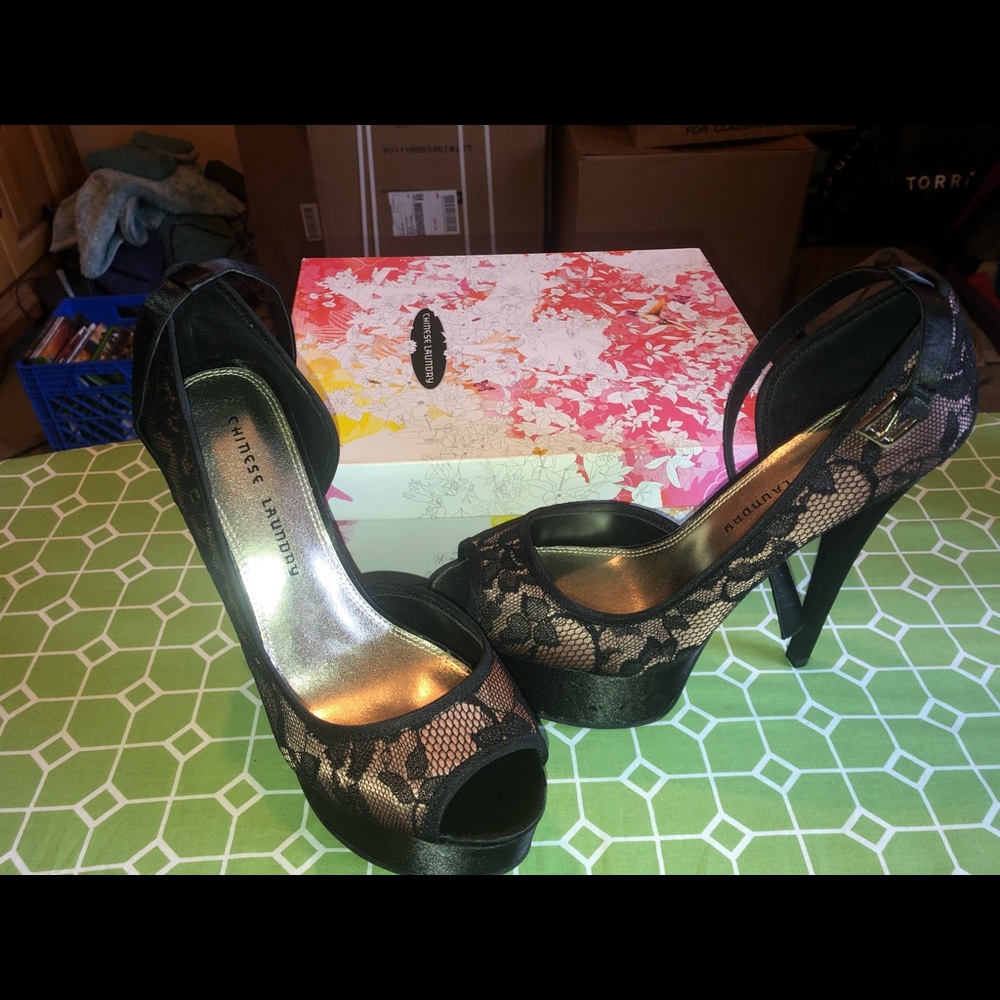 Heels size 11 M